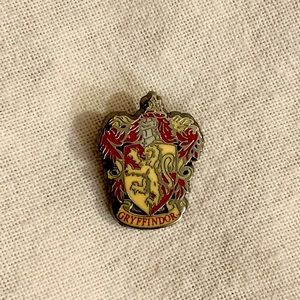 Harry Potter Gryffindor House Crest Pin